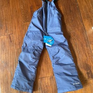 Columbia bibs. Never worn. Light navy color. Youth small.